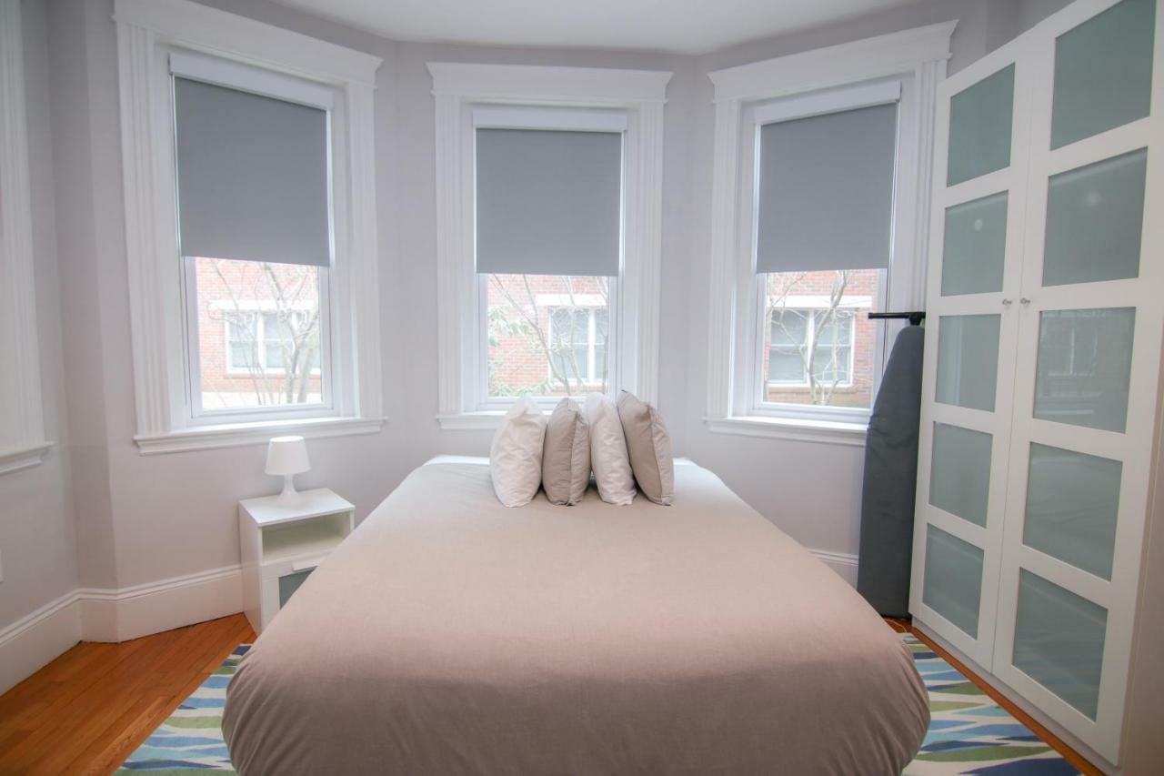 A Stylish Stay W/ A Queen Bed, Heated Floors.. #34 브루클라인 외부 사진